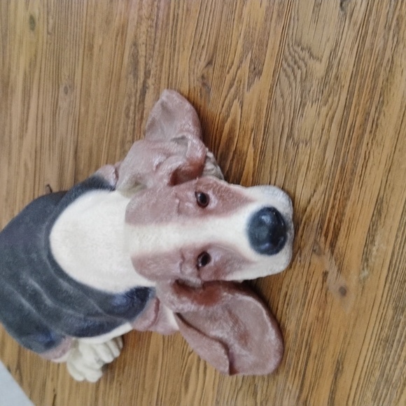 Signed Ceramic Basset  Hound from 2000.  "Ashby" - Picture 2 of 10